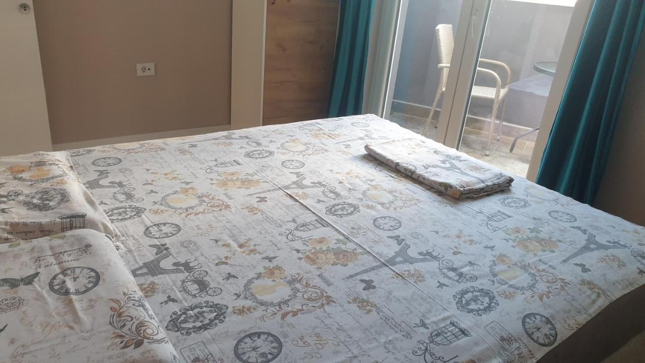 Apartman Sweet Dreams 3 นิส ภายนอก รูปภาพ
